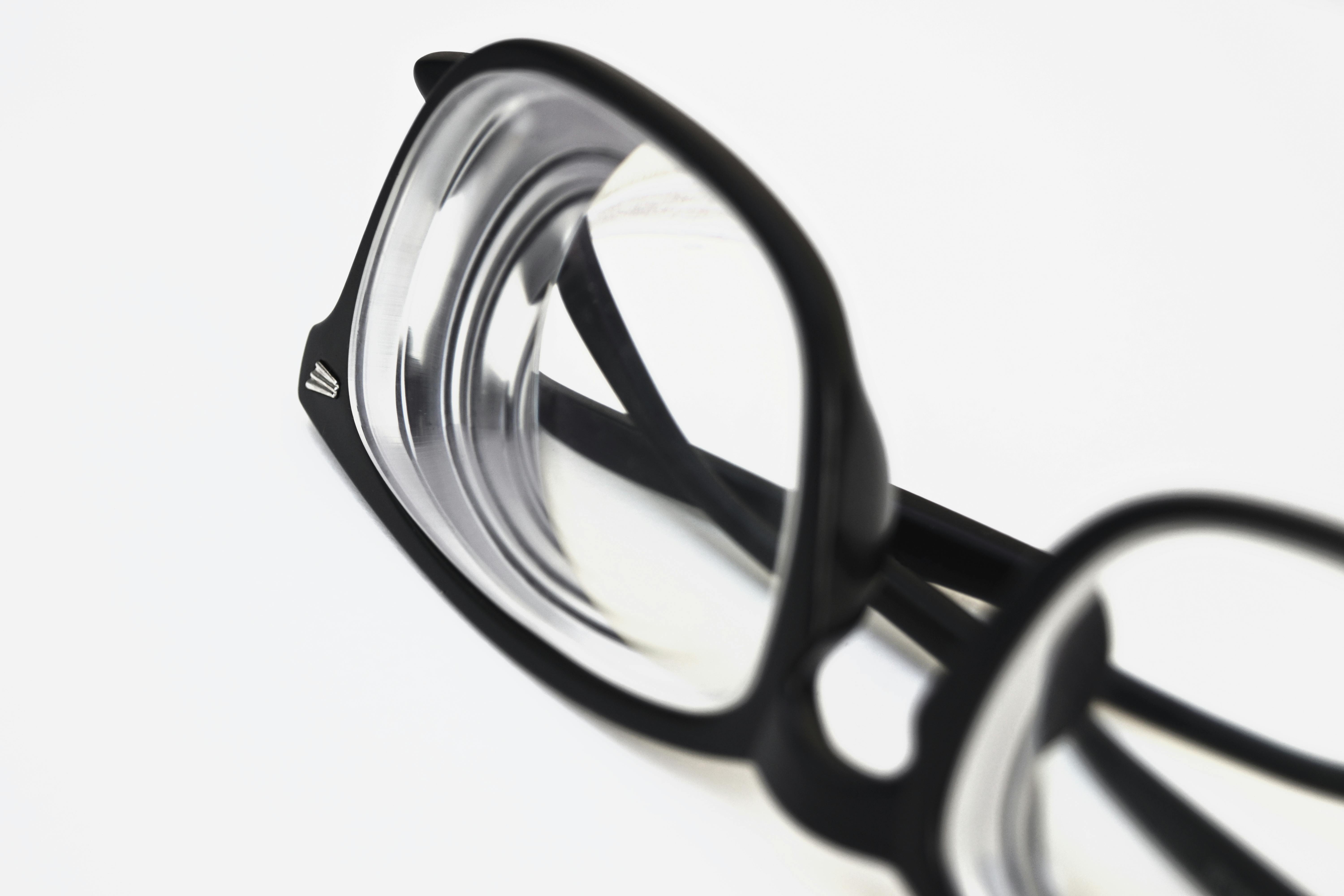 designer men's eyeglasses frames